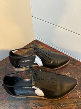 Kelsi Dagger Cut-out Oxfords